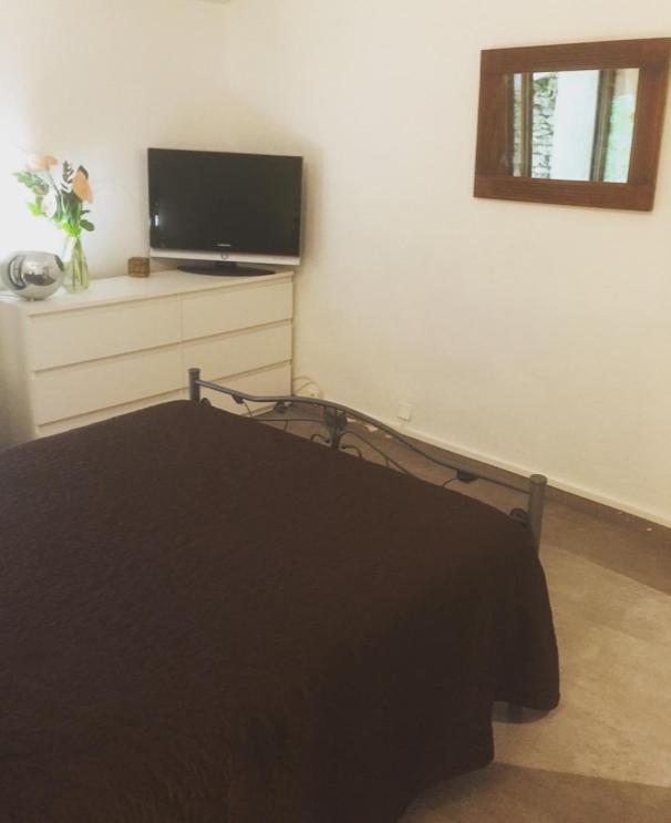 Chez Philippe Et Myriam Bed & Breakfast Oppède Dış mekan fotoğraf